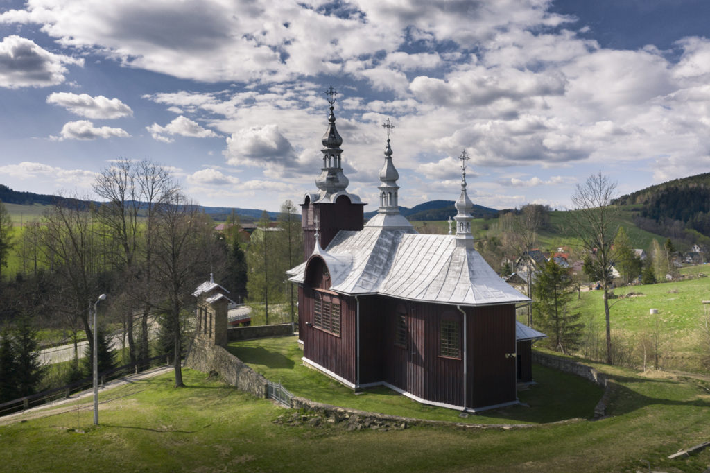 Beskid Niski cerkiew kościół w górach